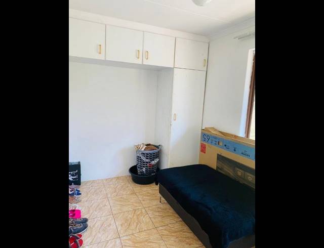 2 BEDROOM APARTMENT FOR SALE IN WOODHAVEN